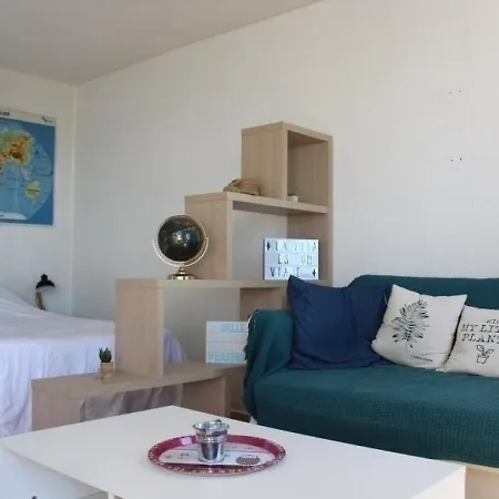 Studio La Rochelle, 1 Piece, 4 Personnes - Fr-1-246-475 * La Rochelle (Charente-Maritime)